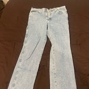 Men’s Wrangler jeans